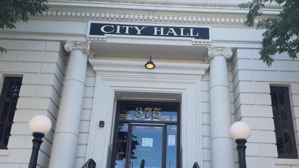 Hollister cancels town hall meetings amid outcry over layoffs, budget woes — CBS Bay Area (KPIX), Mill Valley Government news