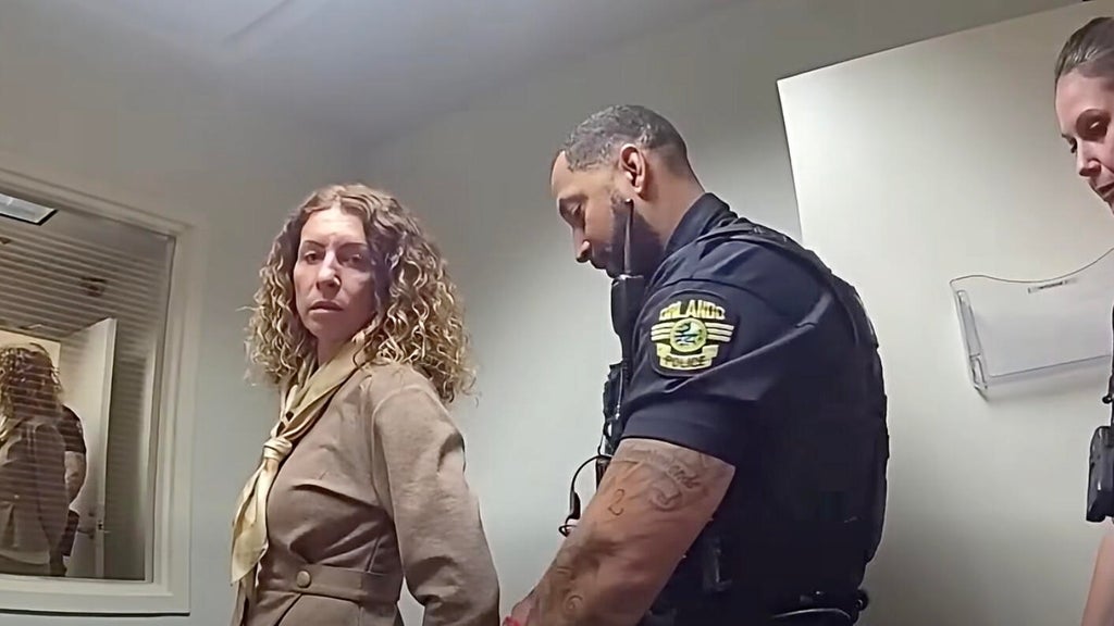 Florida mom arrested at airport for leaving 4 kids home alone during work trip to Vegas, deputies say — Mill Valley Health news