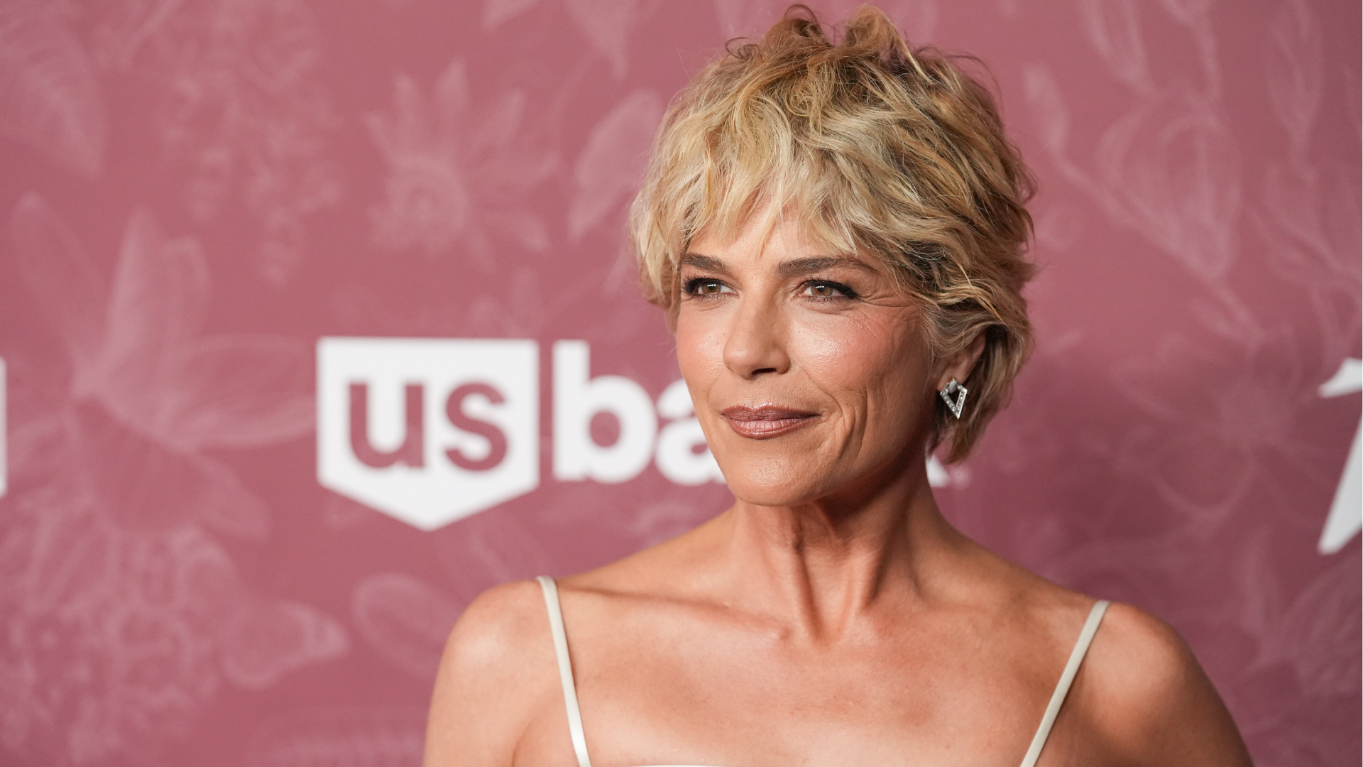 Selma Blair arrested after alleged altercation on Delta flight
— ABC 7 Bay Area, Mill Valley Community news