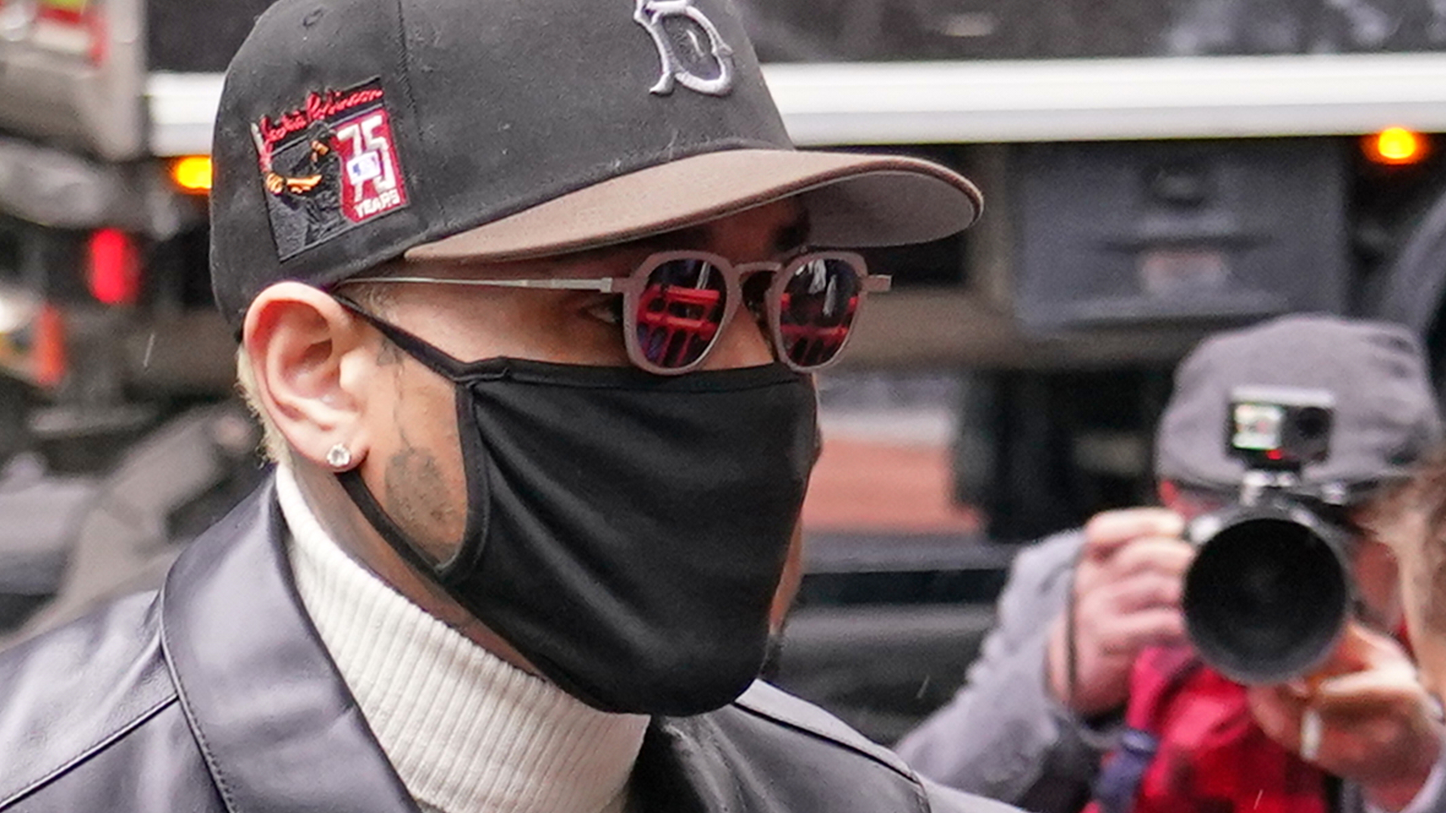 Chris Brown avoids prison time for brawling at a London nightclub

       — ABC 7 Bay Area, Mill Valley Community news