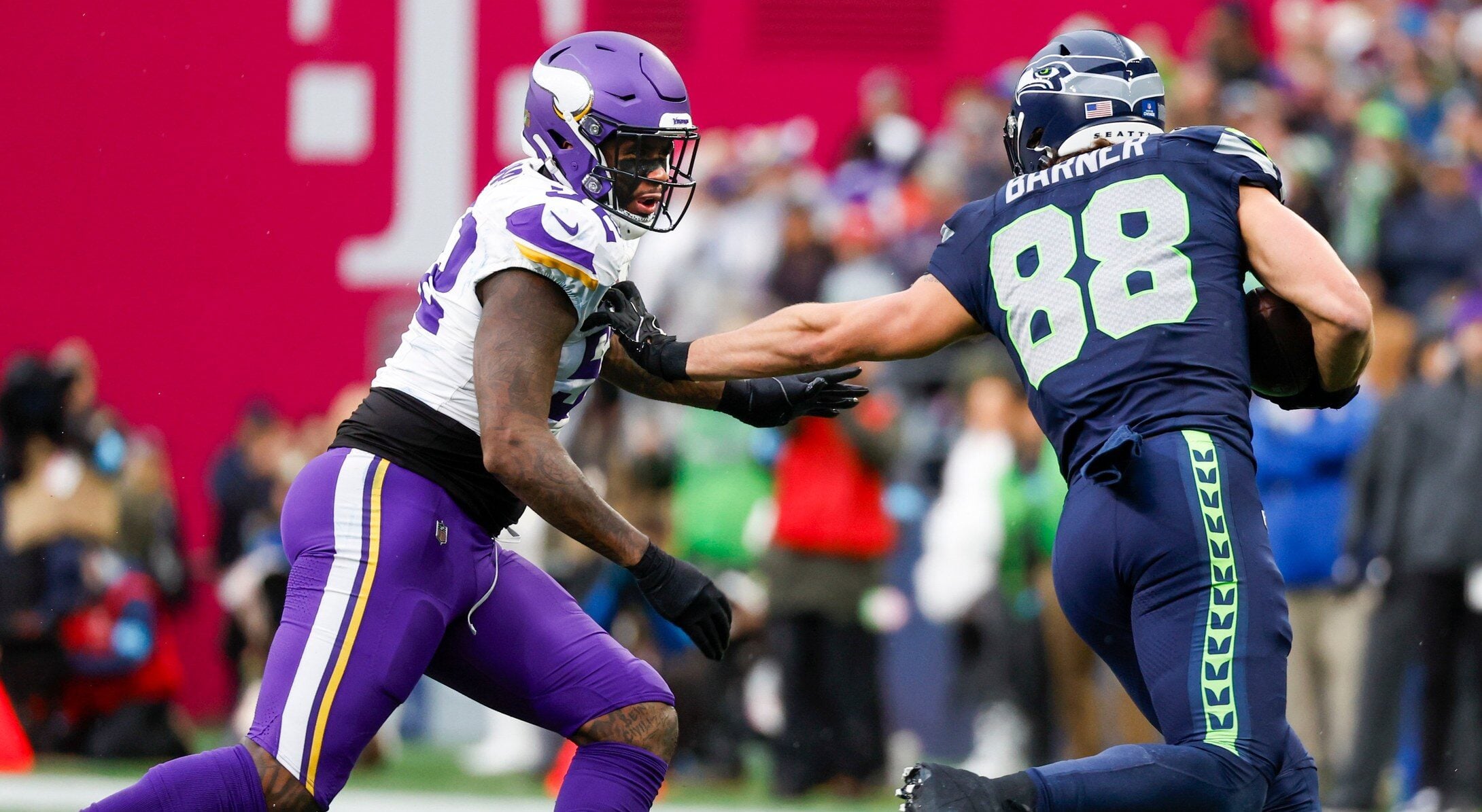 MN Vikings Bring Back Familiar Linebacker (Again) — Minnesota Sports Fan, Mill Valley Arts news