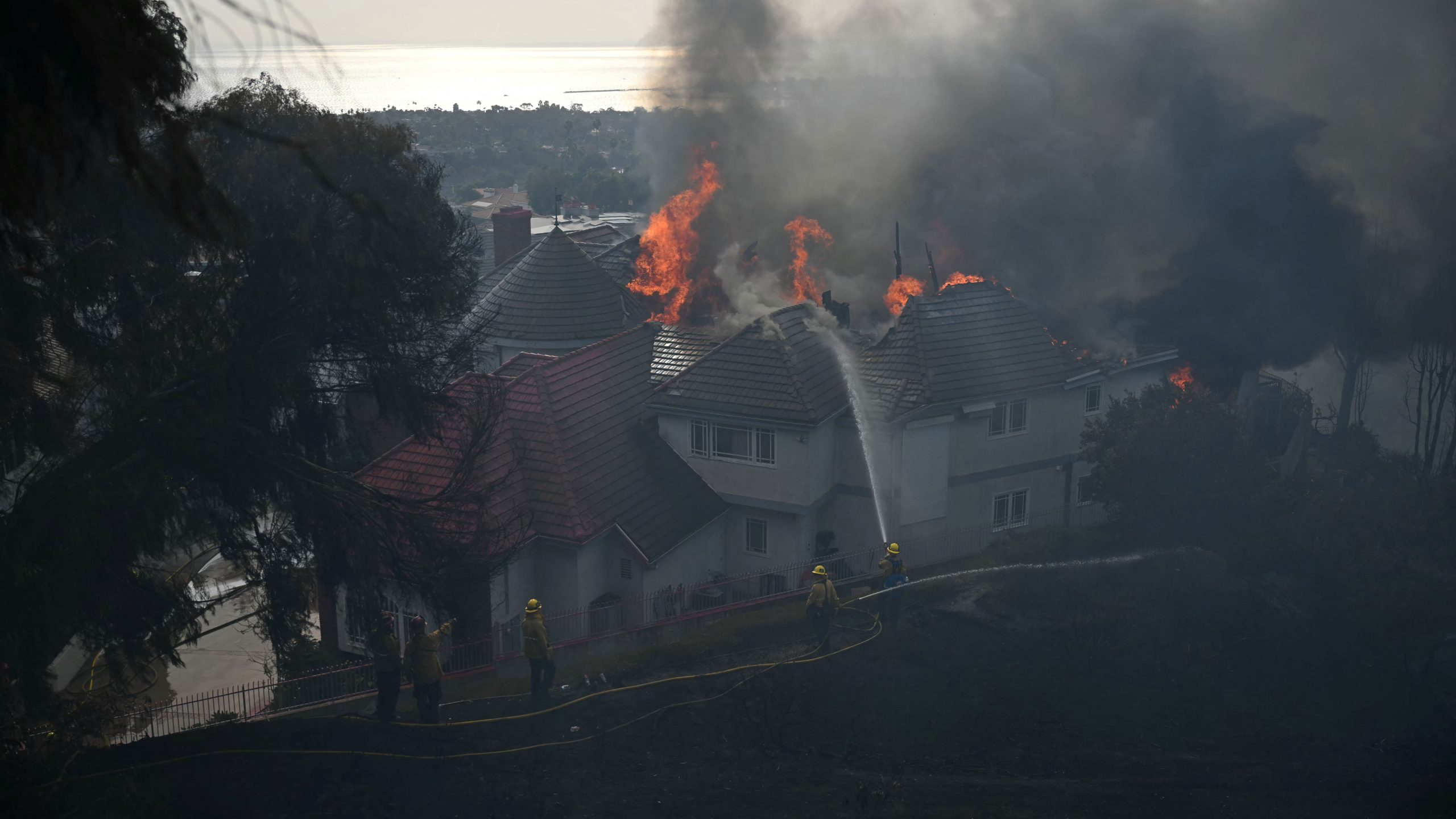 Norte Fire in California threatens homes, forces evacuations — KTVU FOX 2 Bay Area, Mill Valley Community news
